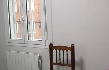 Piso en el barrio de Ariznavarra - Foto 9