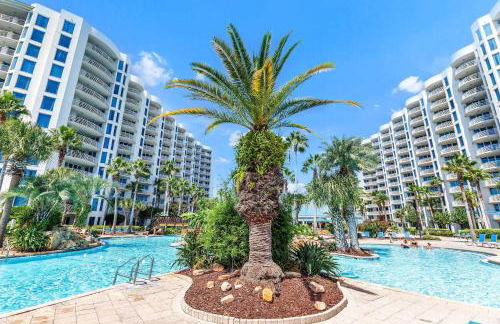 Coastal Haven Pools Restaurant & Beach Shuttle - Foto 1