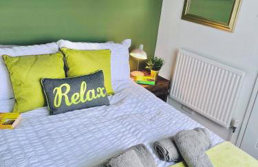 Lovely 4-bed home sleeps 8 Nr Bolton Stadium & M61 - Photo 13