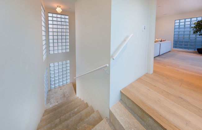 Dream Beverly Hills Mansion W. Pool - Photo 22