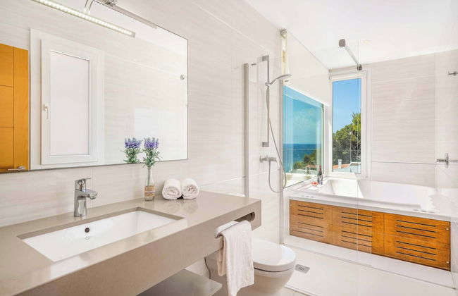 Agueda Menorca - Photo 18