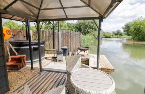 Oak Lodge At Bridge Lake Farm & Fishery - Foto 8