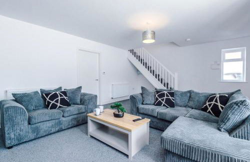 4 BDR House By Eason Stays Short Lets St Helens - Foto 9