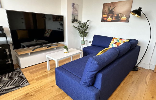 Condo Apartment With Workspace - Foto 19