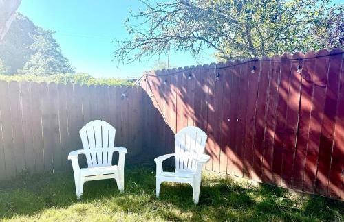 Cozy Coastal by Beaches & Redwoods - Photo 2