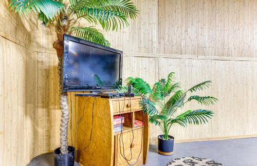 Endless Entertainment! Unique and Cozy Theodore Home - Foto 20