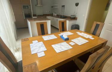 Holiday Home In Cardiff, Sleeps 8 - Foto 10