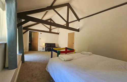 The Old Stables - Self Contained Cottage - Hot Tub and Pool - Foto 16