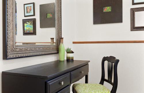 Hot Tub Family Friendly Garden City Getaway - Foto 12