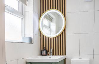 Beautiful Flat - Great Location - Perfect for Long Stays - Foto 9