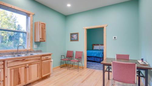 Snowmobile and Recharge! Next to Bill Nicholls Trail - Foto 4