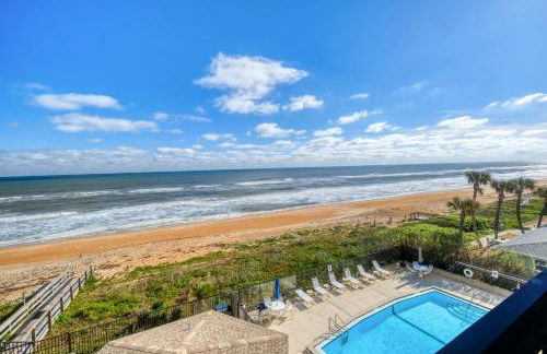 Luxury direct oceanfront corner with large private balcony, heated pool and garage - Photo 6