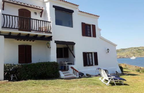 Casa con jardin ,vistas al mar y atardecer en Playas de Fornells - Foto 2