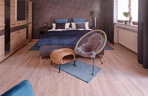 KATARINAS HOUSE mit 2 FeWo stilvoll, gemütlich & zentral Boxspringbett, Parkplatz, Balkon oder Garten - Foto 36