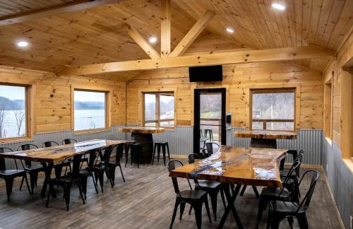 Wooden Chic Cabin Fully Stocked near Tappan Lake in Ohio - Foto 22