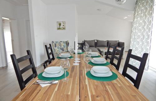 Apartments Katarina with swimming pool - Photo 37