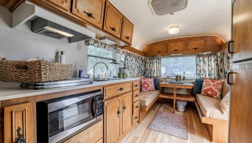Fabulous Cozy Airstream Perfect for a Small Family Unique Escape in Texas - Foto 5