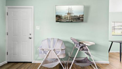 Cozy Home Nr Beach Pier Games WiFi Yard BBQ - Foto 5