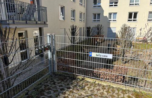 BELLA - Business&Family Ap 16, 100m vom Konzerteingang Schloß, Parkplatz, SmartTV, Netflix, Waschmaschine, 24h Checkin, 46qm - Foto 17