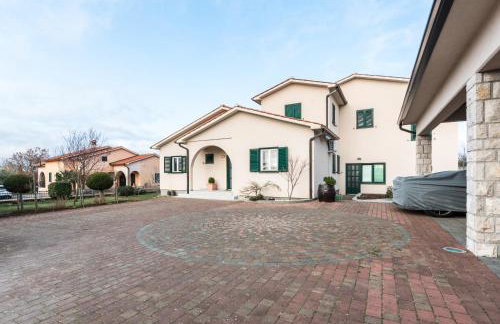 Holiday House OLIVE GROVE with pool and garden - Foto 2