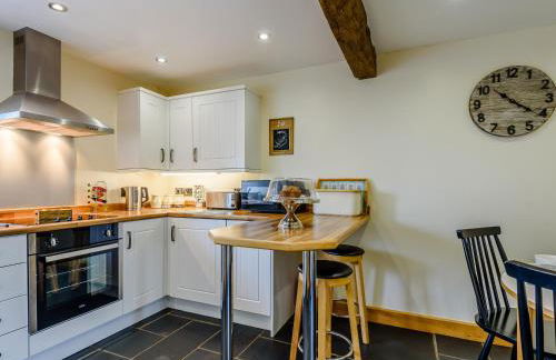 The Stables - Photo 13