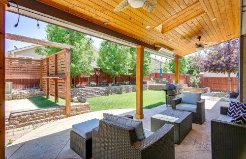 Home with Patio and Games about 17 Mi to Denver! - Foto 3