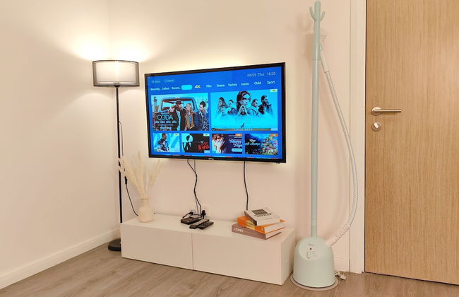 Icon City Premier Suites by WeCare - Photo 9