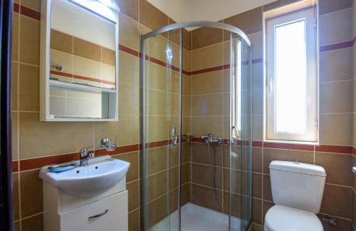 Terpsi Apartments - Kyparissia Garden Retreats - Photo 32