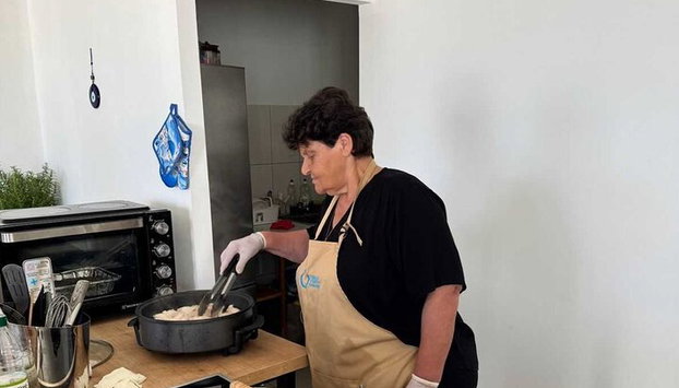 Experiencia en clase de cocina Mykonos para viajeros de cruceros - Foto 2