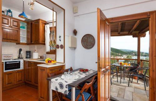 Seaside House with view over Pagasitikos - Photo 10