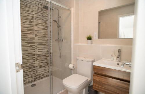 Walnut Flats-F3, 1-Bedroom with Stunning Garden View, AC, Parking, Netflix, WIFI - Close to Oxford, Bicester & Blenheim Palace - Foto 4