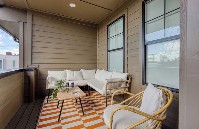 Sleeps 24! 3 Modern 4bdr Townhomes w/ Covered Patios Nashville Group Retreat - Foto 27