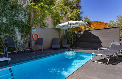 Blissful Residence with Pool by 8essentially - Foto 5