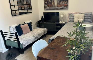 Modern flat in Egham by Royal Holloway University Royal Ascot and Windsor near Heathrow Airport - Foto 1