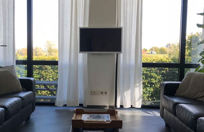 Modern Villa With a Nice Terrace, at the Marina - Foto 3