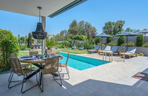 Modern Family Villa Leba with Private Pool & BBQ - Foto 10