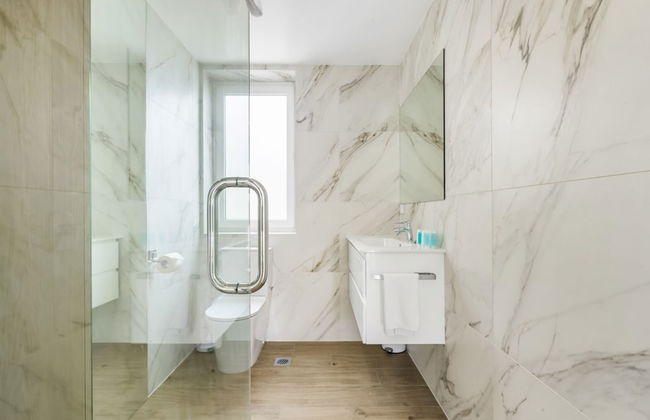 Brand New Retreat Halfmoon Bay-Netflix - Foto 17