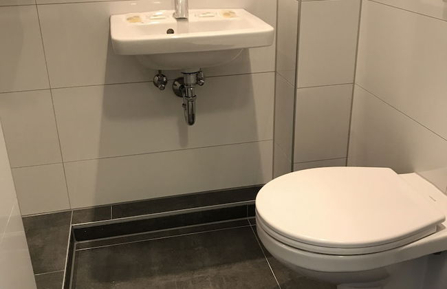 City Apartment - Photo 16