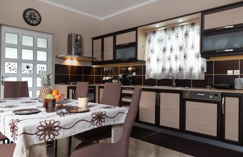 Villa Kalaitsidi - plunge pool, gym and unique gardens - Foto 15