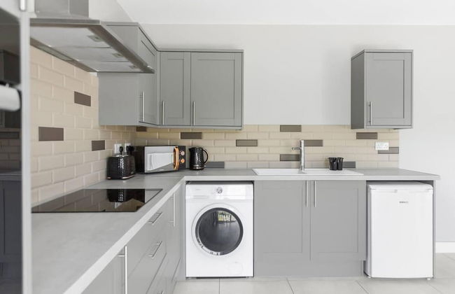 Impeccable 1-bed Apartment in Ebbw Vale, Wales - Foto 5