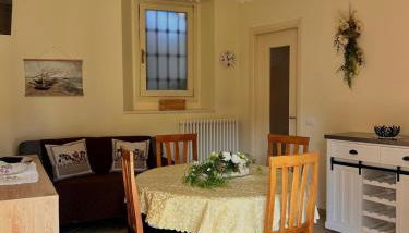 TRA MONTI E LAGO - Foto 5