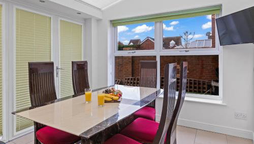 Spacious & Budget 4B Home w en-suites - Foto 3