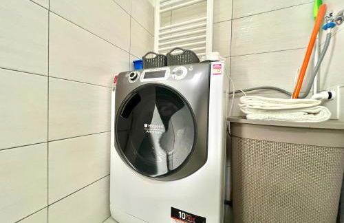 Luxury Seaview Apartment with Lift & Parking in Salerno City Center - Maison Dorotea - Photo 22