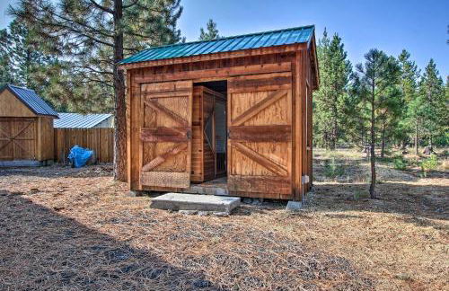 Snow Pine Retreat - Remote Crescent Log Cabin! - Foto 28