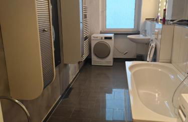 Work and Stay Lüdenscheid 8 Betten 4 Schlafzimmer 2 Duschen mit Billiard und Beamer - Foto 17