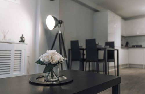 Luxury 2 Bedroom Apartment near Stratford Station for Corporate and Group Stays - Foto 13