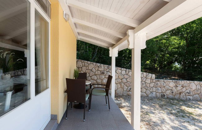 Captivating Holiday Home in Tribanj near Sea - Foto 22