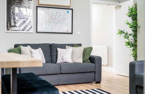 Picasso's Place Liverpool Apt Sleeps 9 - Foto 11