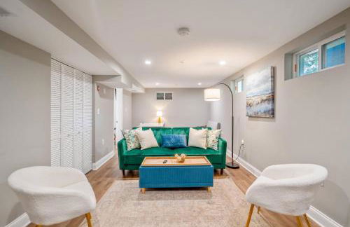 Walk to the stadium, downtown, West St - close to everything - Foto 27