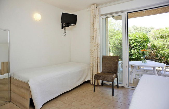 Res. Le Vieux Moulin Ile Rousse, Apartment for 4 Pers - Photo 8
